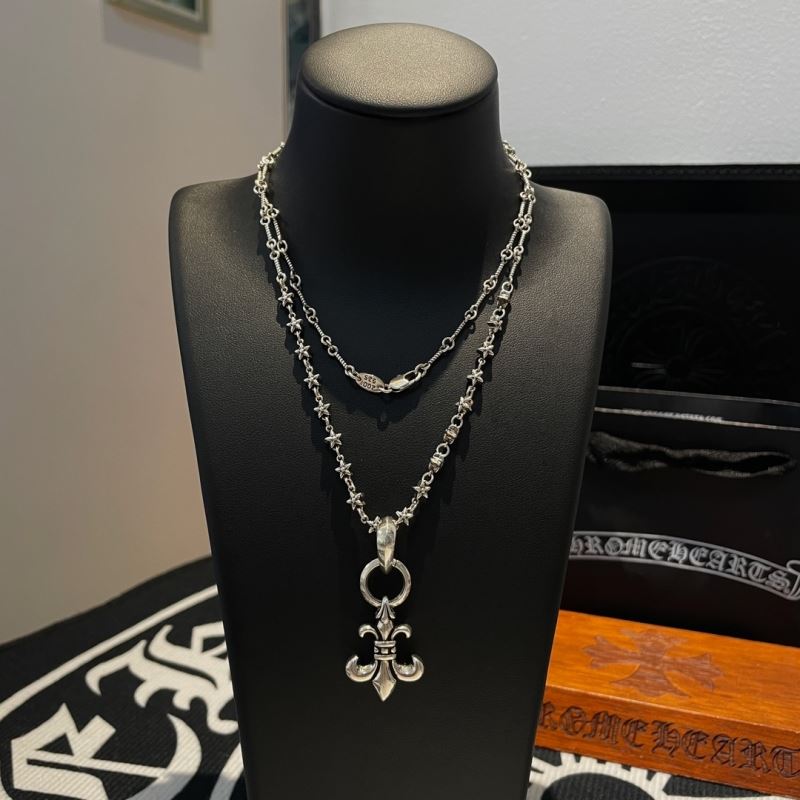 Ch*0me He**ts necklaces